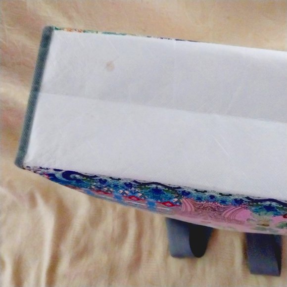 Johnny Was California Tote Bag - Picture 4 of 4